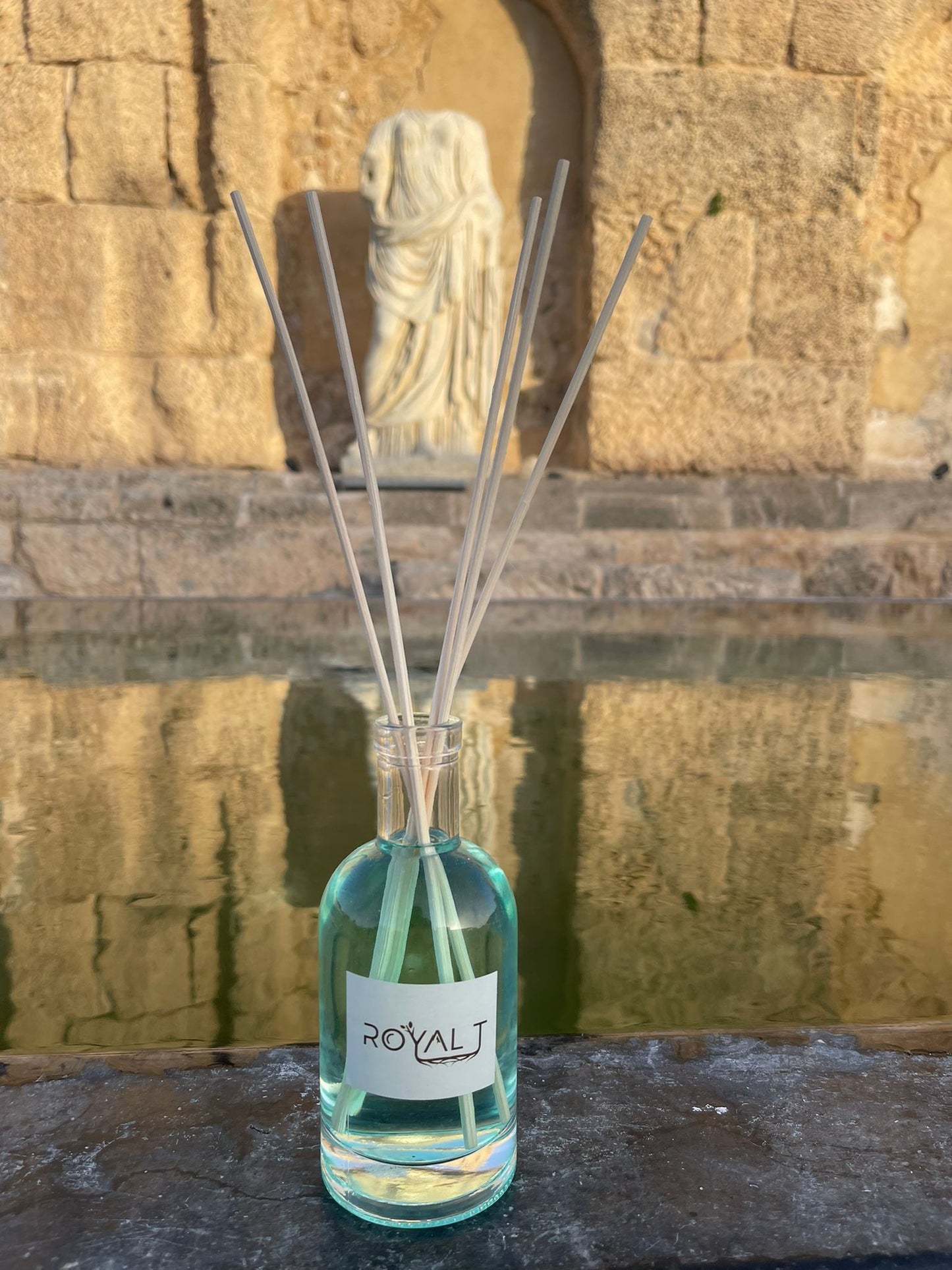 אורסריה- מפיץ ריח מקלות